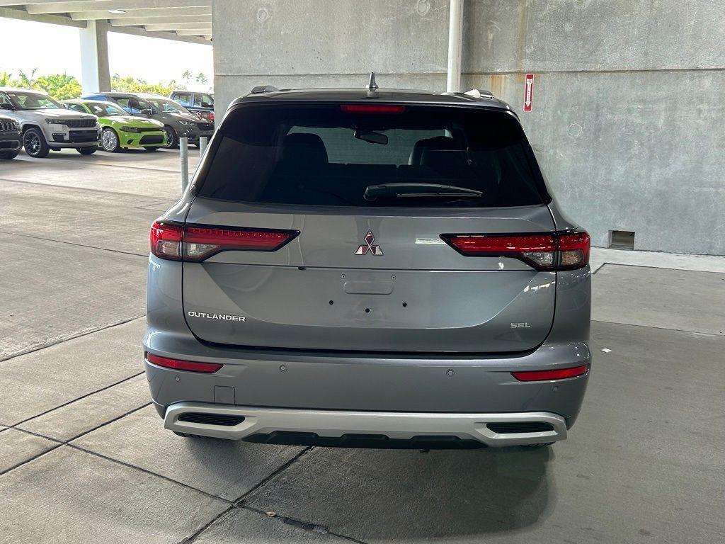 new 2024 Mitsubishi Outlander car, priced at $33,759