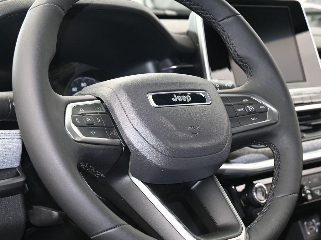 new 2025 Jeep Compass car, priced at $29,222