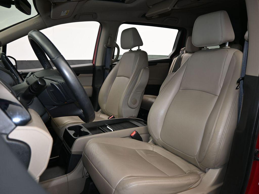 used 2023 Honda Odyssey car, priced at $34,999