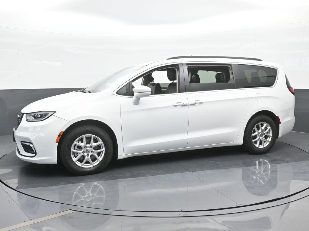 used 2022 Chrysler Pacifica car, priced at $17,999