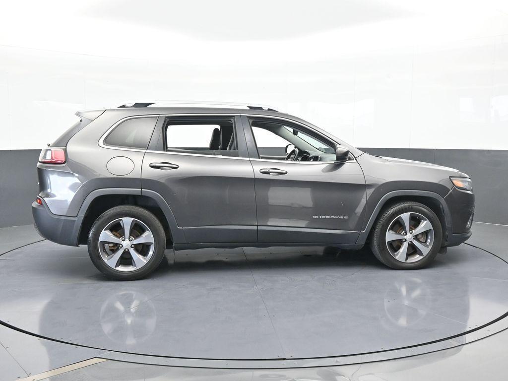 used 2019 Jeep Cherokee car, priced at $14,995