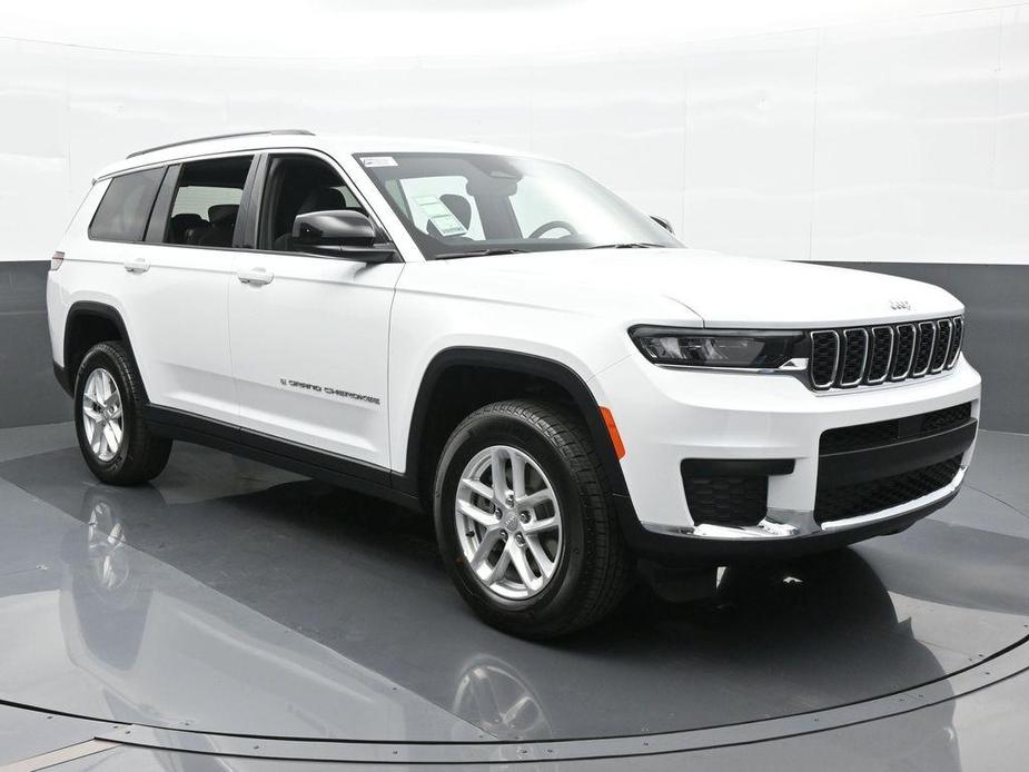 new 2024 Jeep Grand Cherokee L car, priced at $29,923