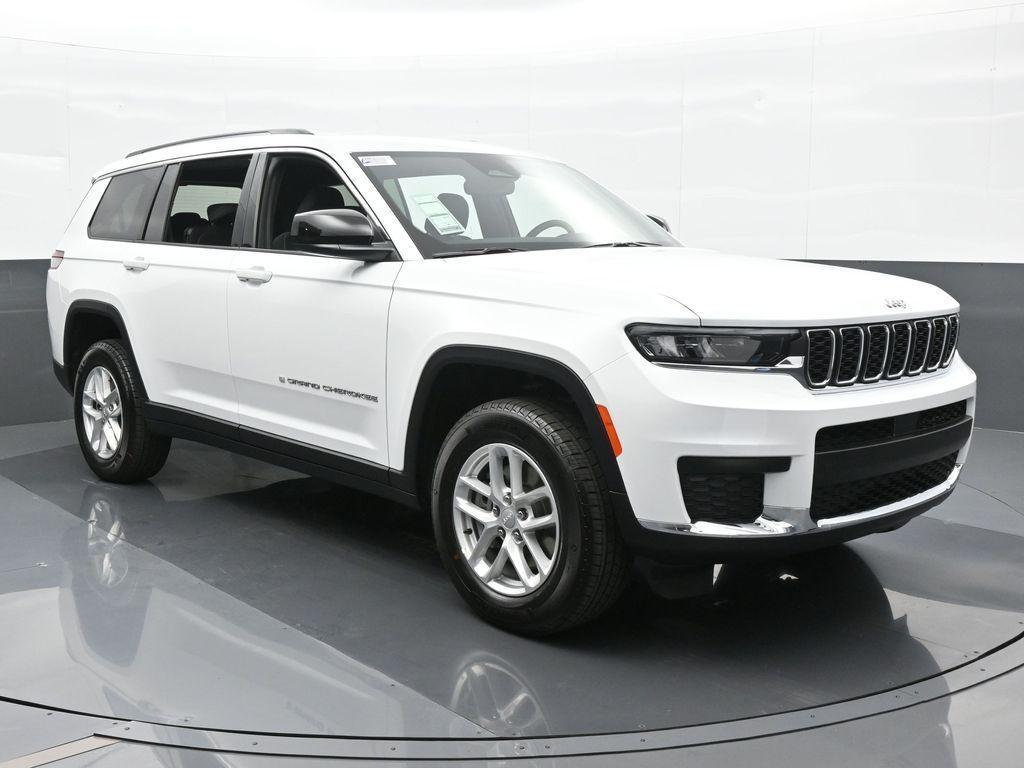 new 2024 Jeep Grand Cherokee L car, priced at $41,173