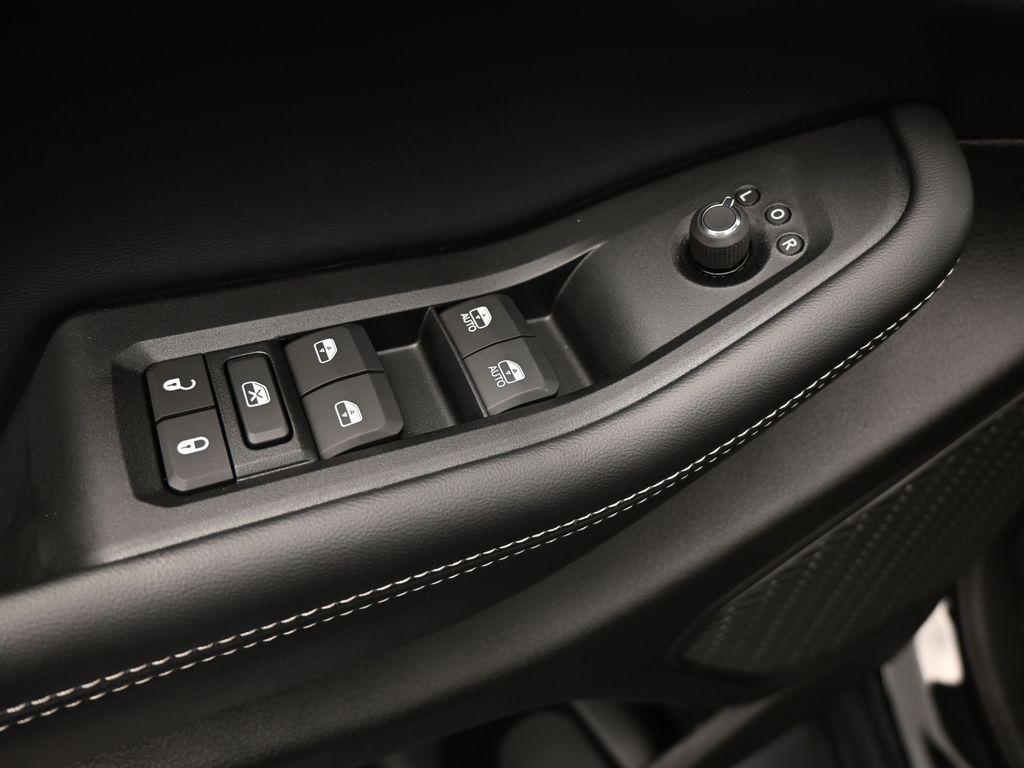 new 2025 Jeep Grand Cherokee L car