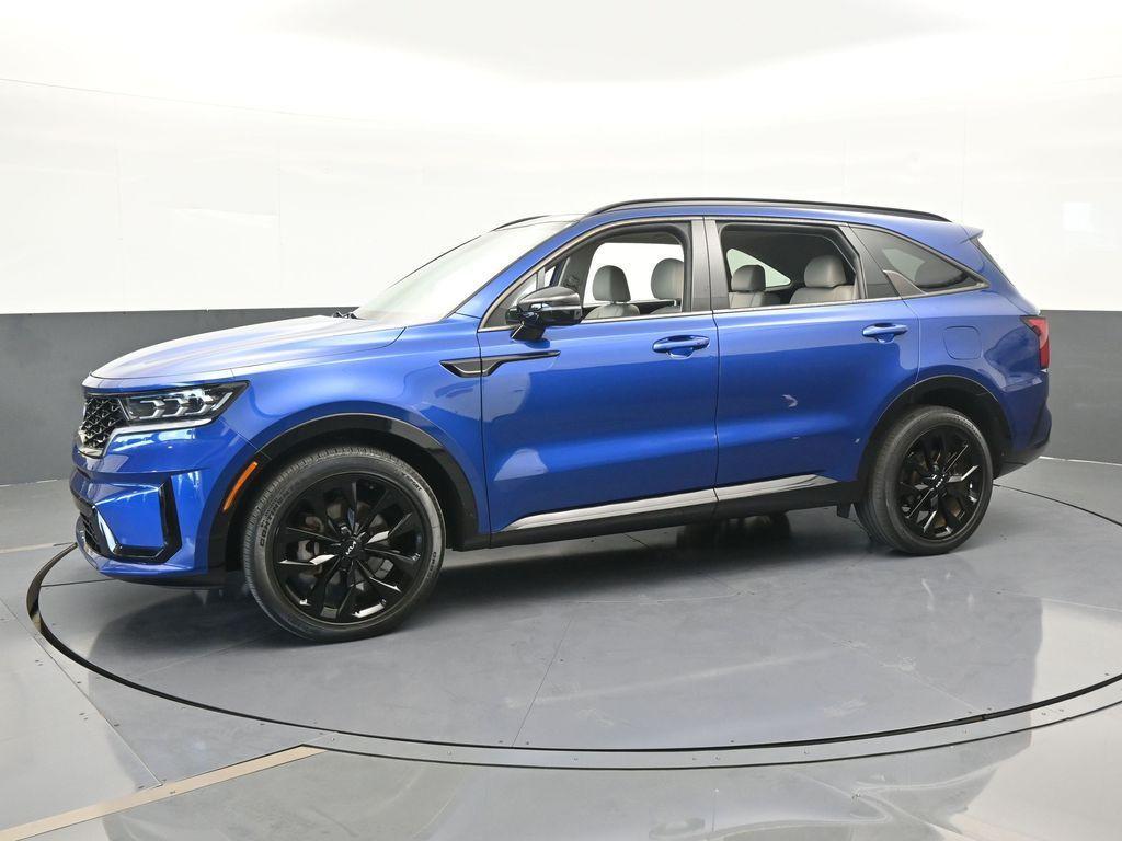 used 2022 Kia Sorento car, priced at $26,891