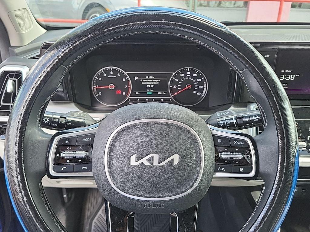 used 2022 Kia Sorento car, priced at $28,477