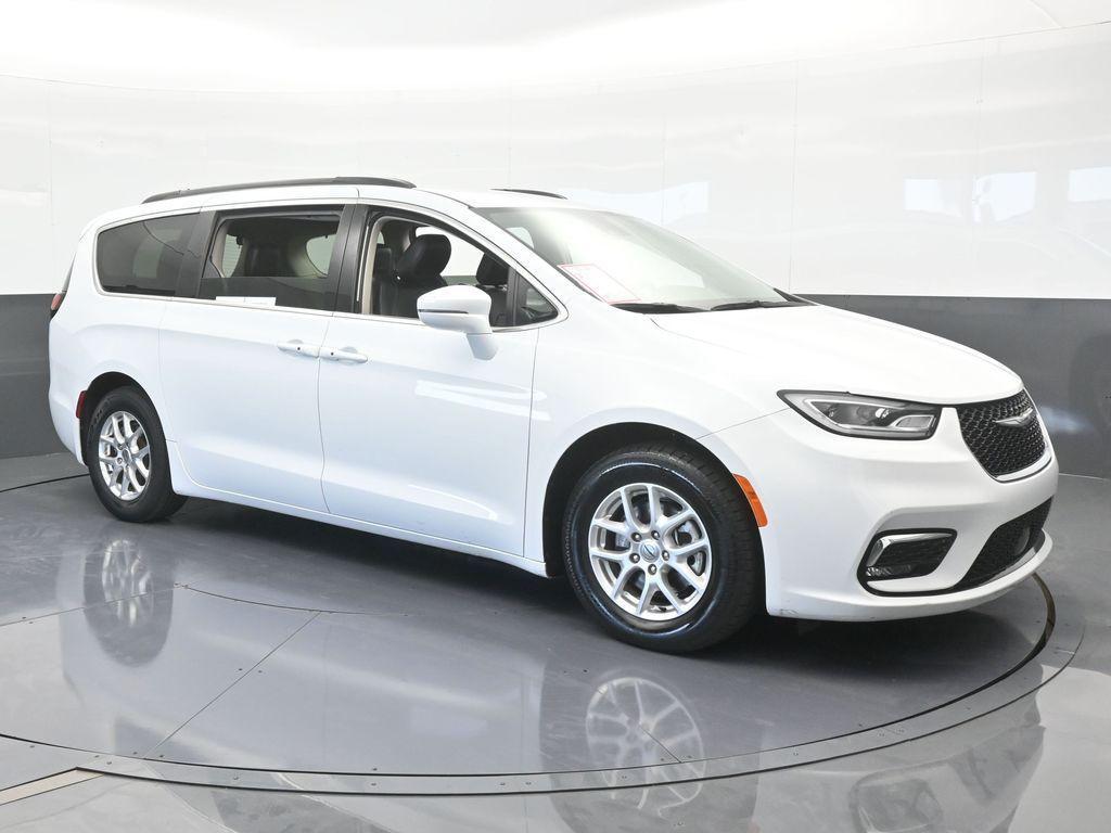 used 2022 Chrysler Pacifica car, priced at $18,999