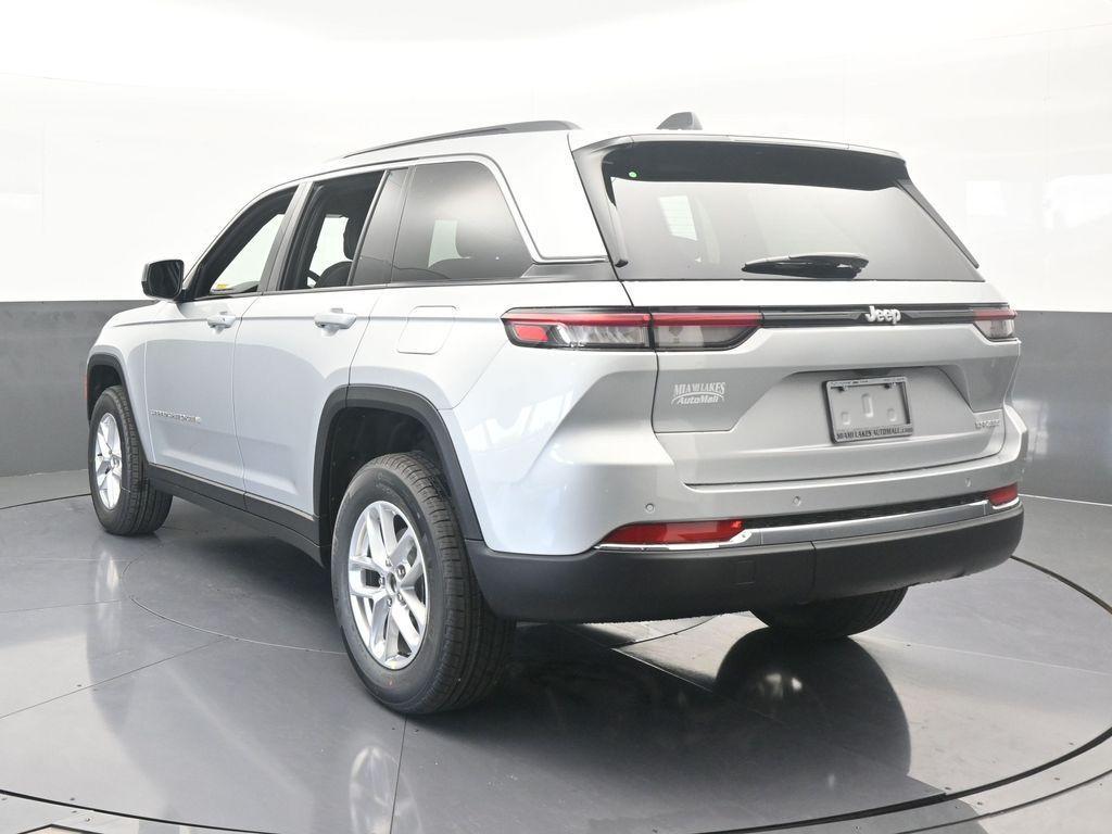 new 2025 Jeep Grand Cherokee car