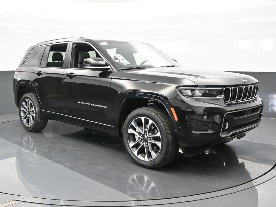 new 2024 Jeep Grand Cherokee car, priced at $51,257