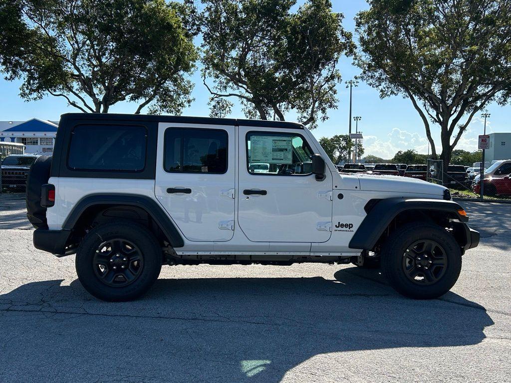 new 2025 Jeep Wrangler car