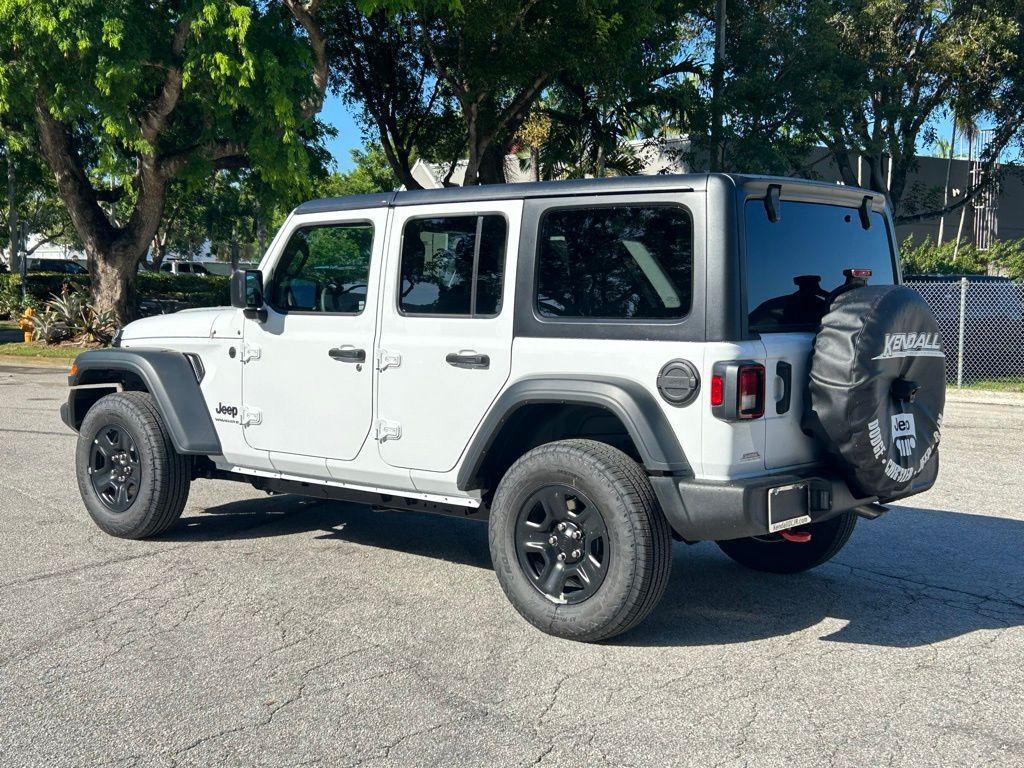 new 2025 Jeep Wrangler car