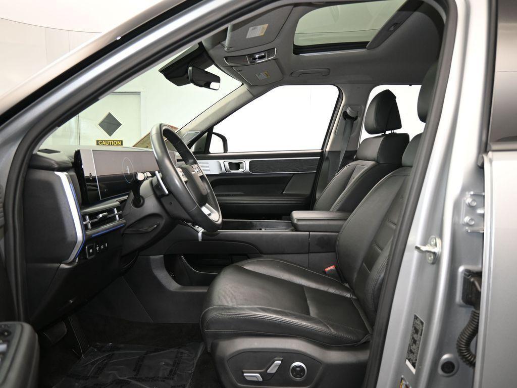 used 2024 Hyundai Santa Fe car, priced at $31,991