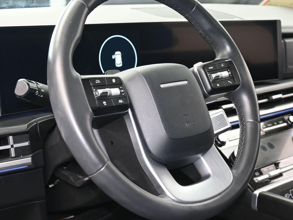 used 2024 Hyundai Santa Fe car, priced at $31,991