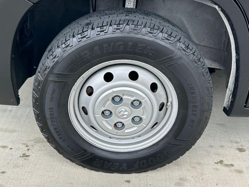 used 2023 Ram ProMaster 2500 car, priced at $32,991