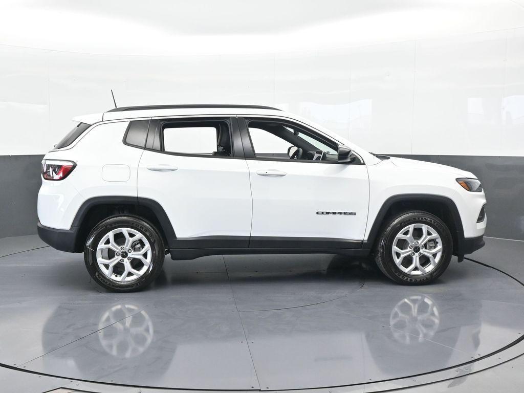 new 2025 Jeep Compass car, priced at $28,701