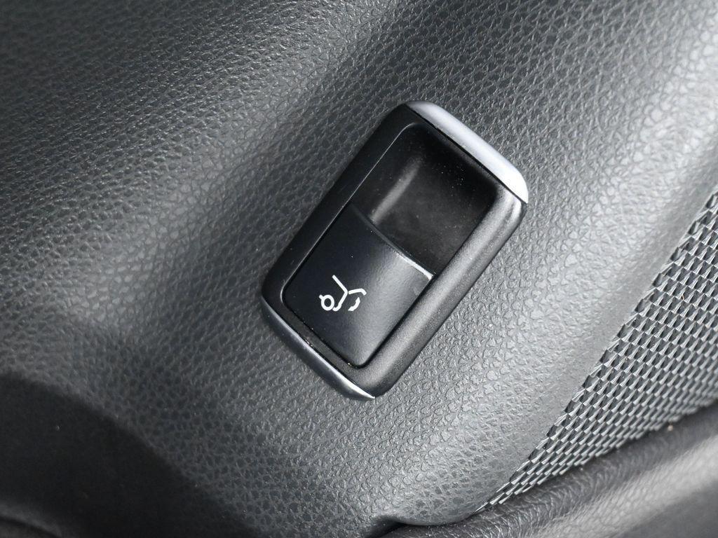 used 2019 Mercedes-Benz GLA 250 car, priced at $17,921