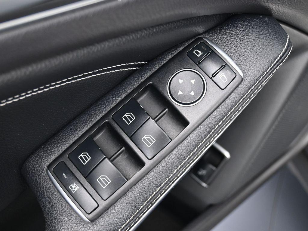 used 2019 Mercedes-Benz GLA 250 car, priced at $17,921