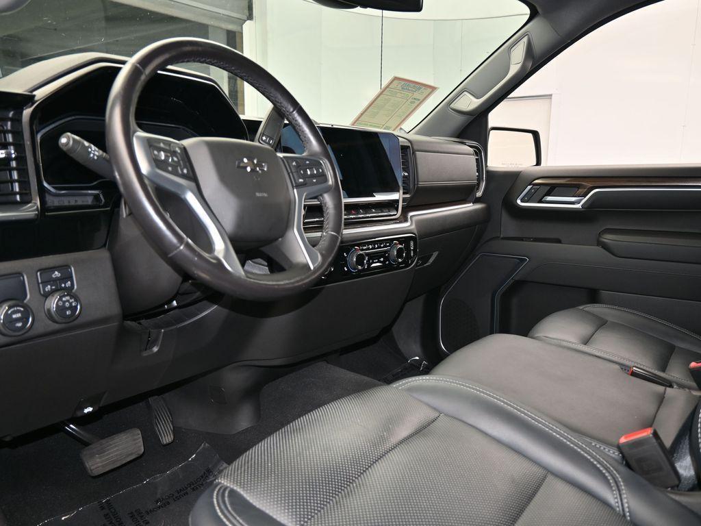 used 2022 Chevrolet Silverado 1500 car, priced at $37,991