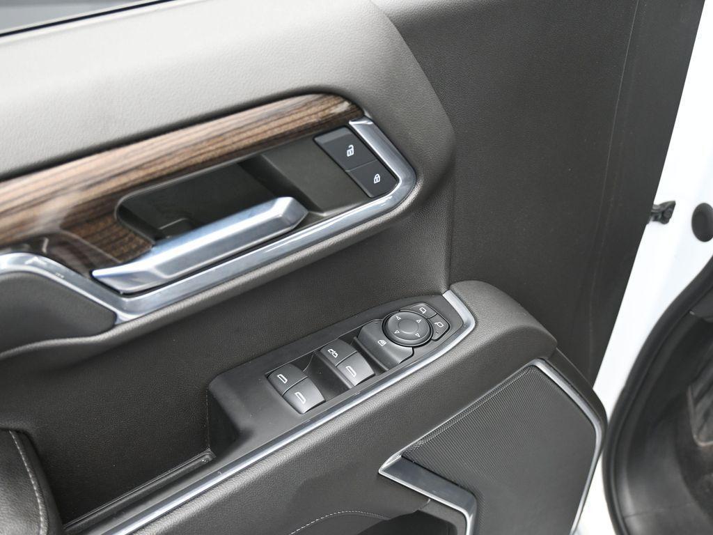 used 2022 Chevrolet Silverado 1500 car, priced at $37,991