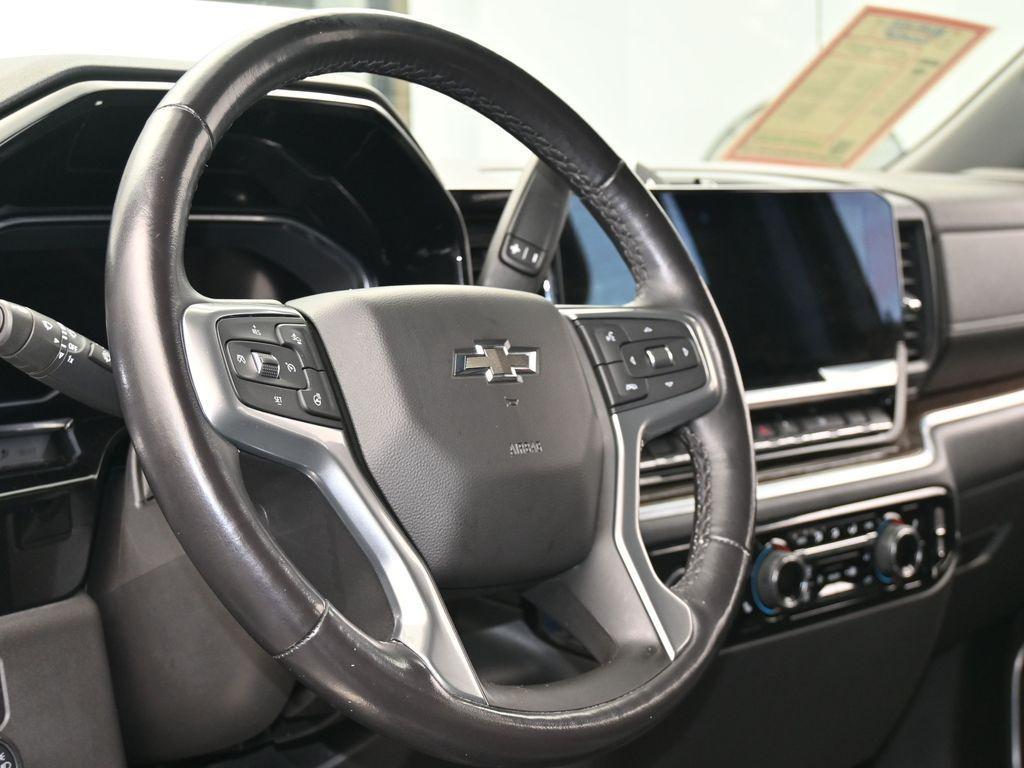 used 2022 Chevrolet Silverado 1500 car, priced at $37,991