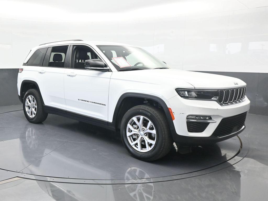 used 2022 Jeep Grand Cherokee car, priced at $25,669