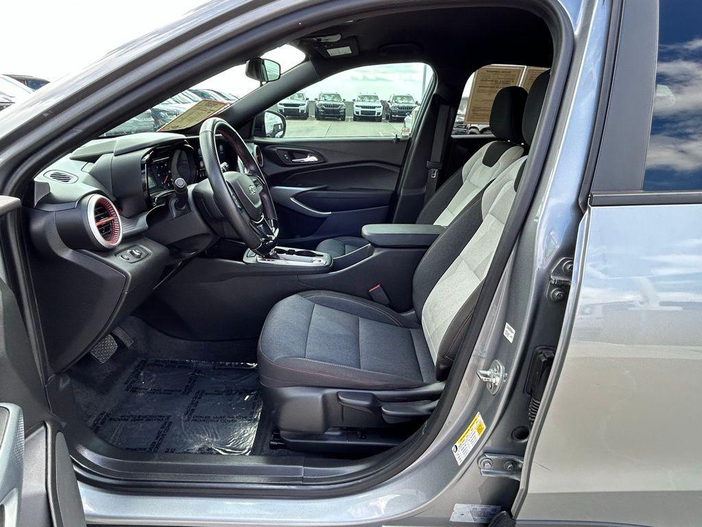 used 2024 Chevrolet Trax car, priced at $17,900