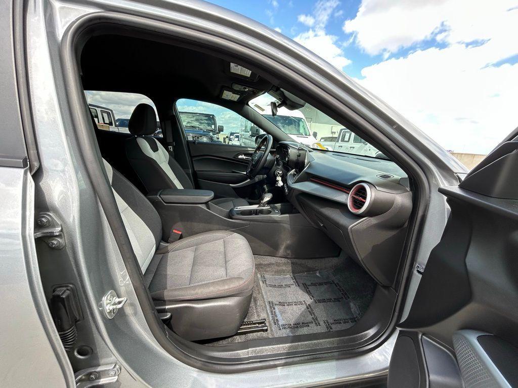 used 2024 Chevrolet Trax car, priced at $17,900