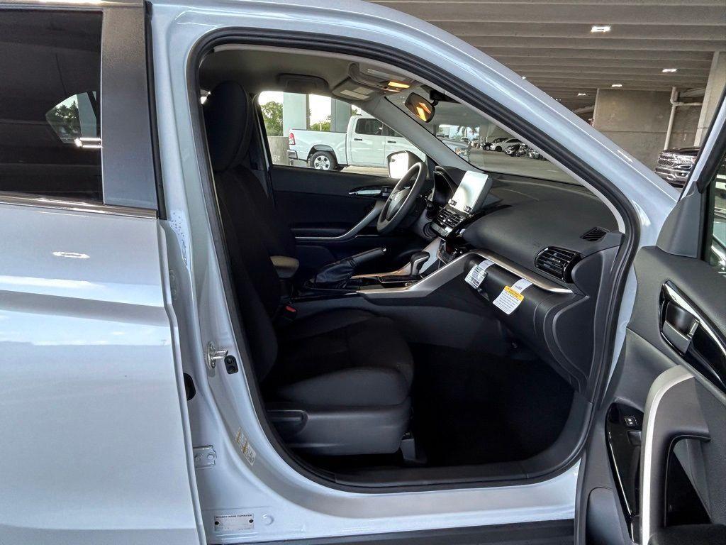 new 2024 Mitsubishi Eclipse Cross car, priced at $25,359