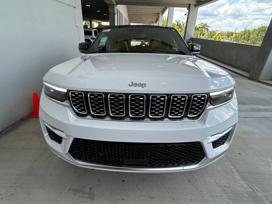 new 2024 Jeep Grand Cherokee car, priced at $54,595