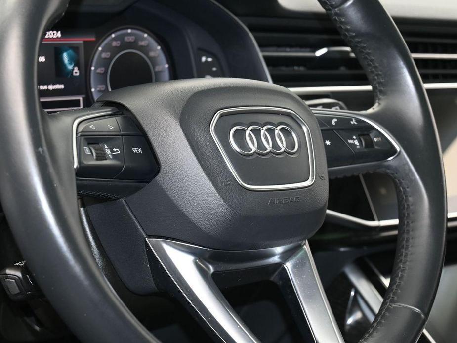 used 2020 Audi Q7 car, priced at $28,699