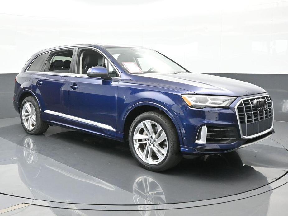 used 2020 Audi Q7 car, priced at $28,699