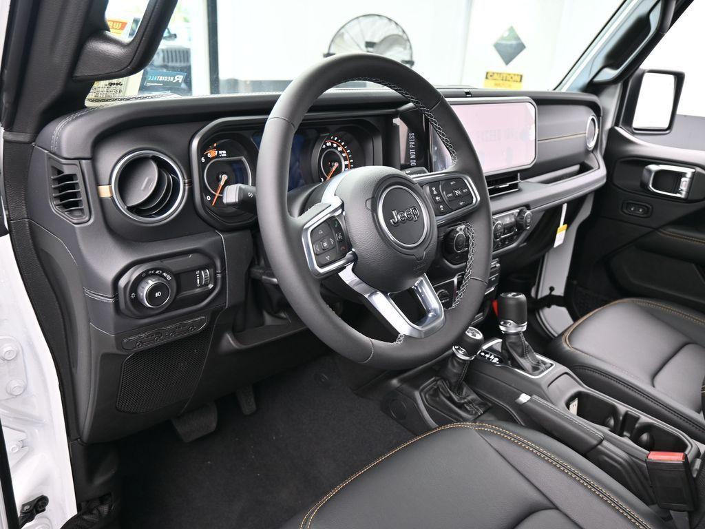 new 2025 Jeep Wrangler car