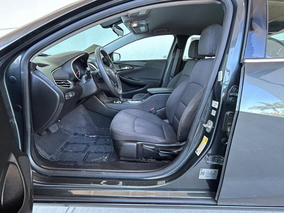 used 2018 Chevrolet Malibu car, priced at $13,881