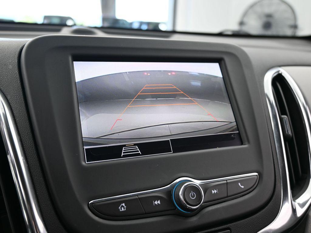 used 2022 Chevrolet Equinox car, priced at $17,399