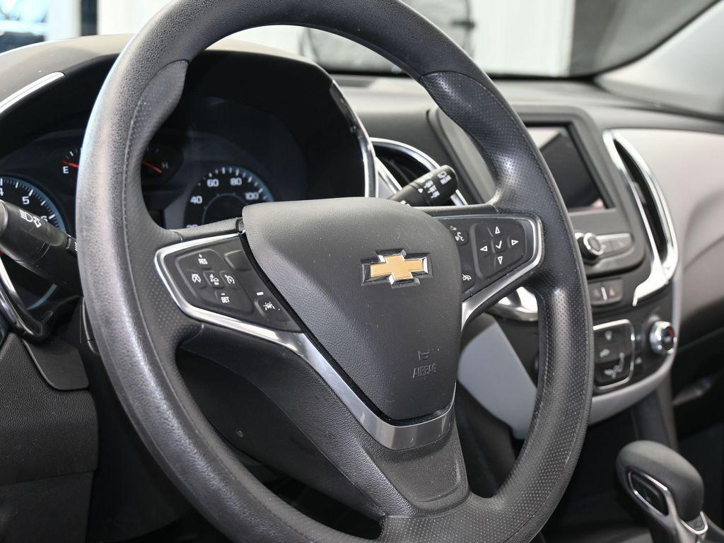 used 2022 Chevrolet Equinox car, priced at $17,399