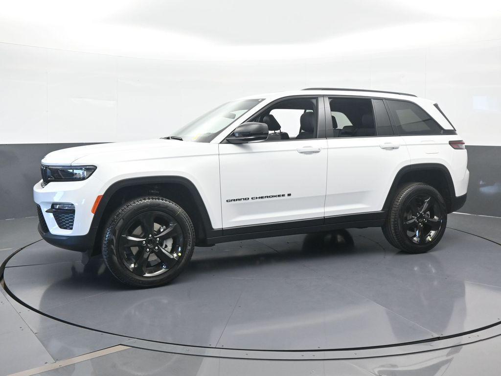 new 2025 Jeep Grand Cherokee car