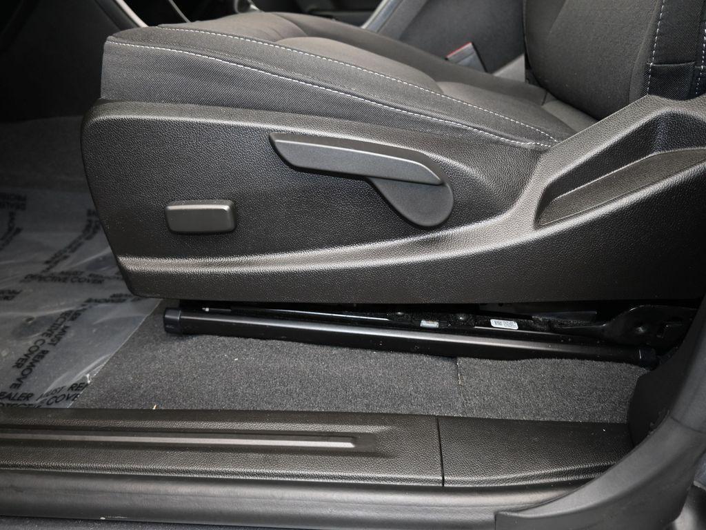used 2021 GMC Canyon car, priced at $25,591