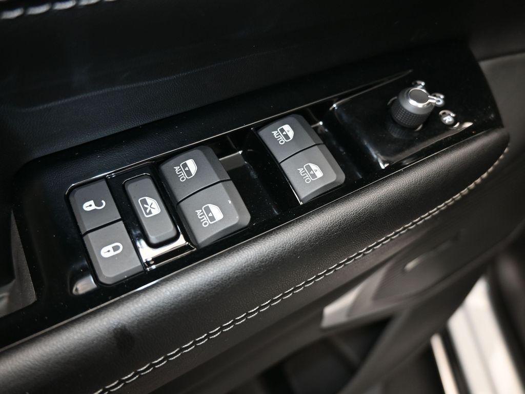 used 2023 Jeep Wagoneer L car, priced at $64,991