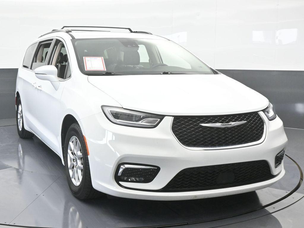 used 2022 Chrysler Pacifica car, priced at $17,792