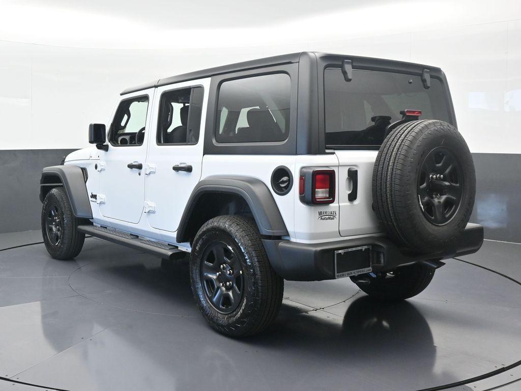 new 2025 Jeep Wrangler car