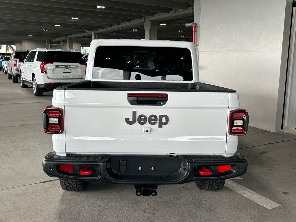 new 2024 Jeep Gladiator car, priced at $49,547