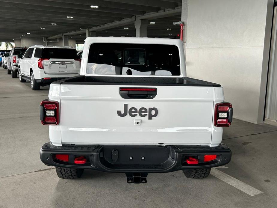 new 2024 Jeep Gladiator car, priced at $57,386