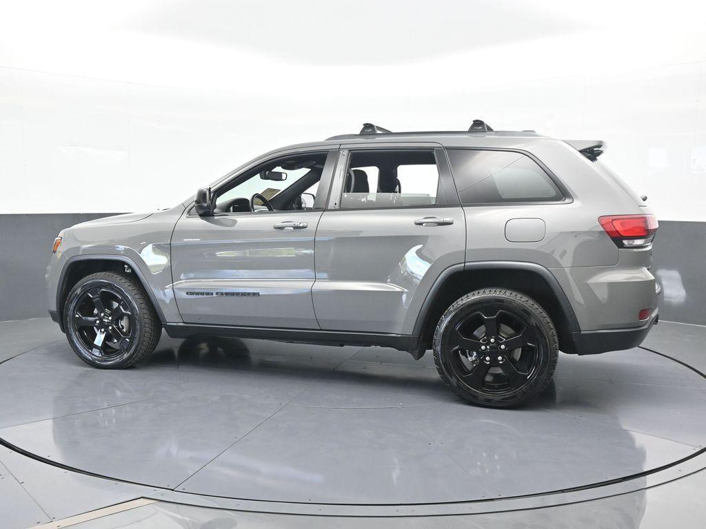 used 2019 Jeep Grand Cherokee car, priced at $17,796