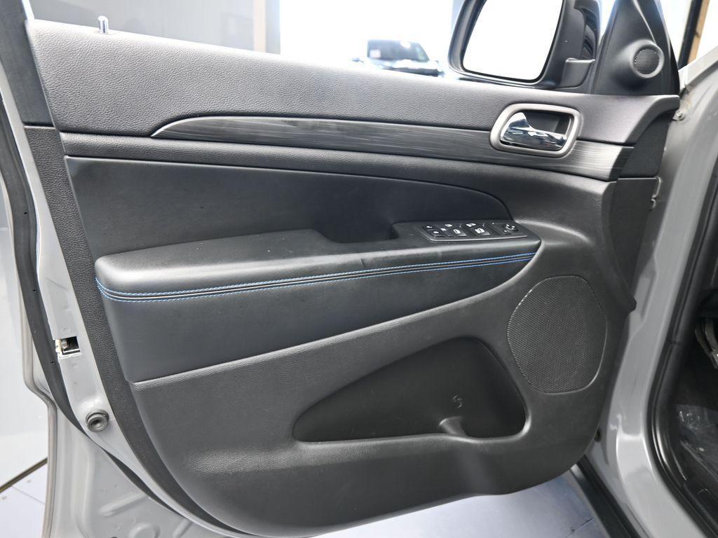 used 2019 Jeep Grand Cherokee car, priced at $17,796