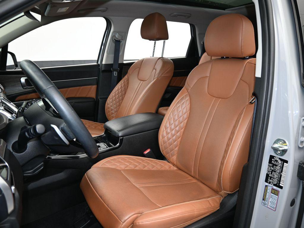 used 2022 Kia Sorento car, priced at $27,596