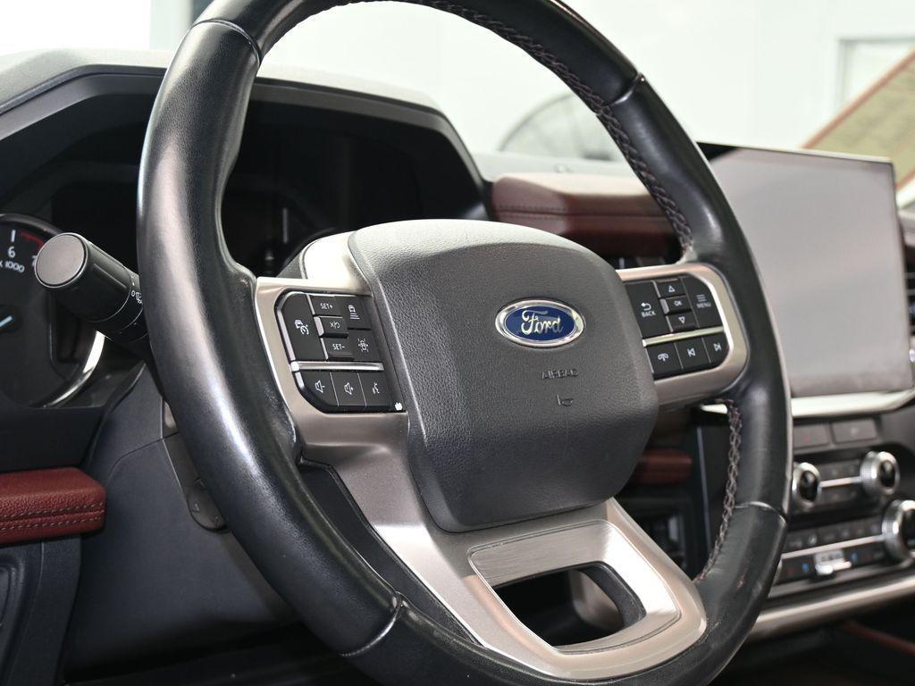 used 2022 Ford Expedition car, priced at $34,621