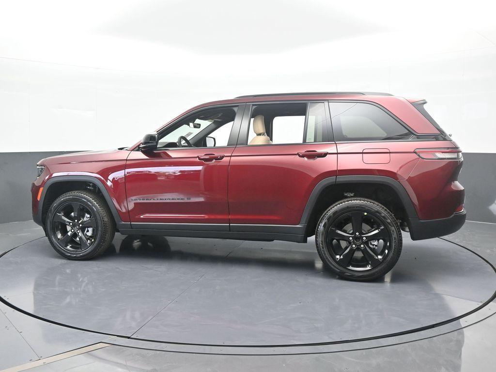 new 2025 Jeep Grand Cherokee car