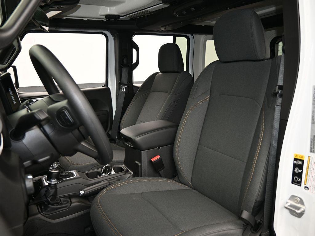 new 2026 Jeep Wrangler car, priced at $46,035