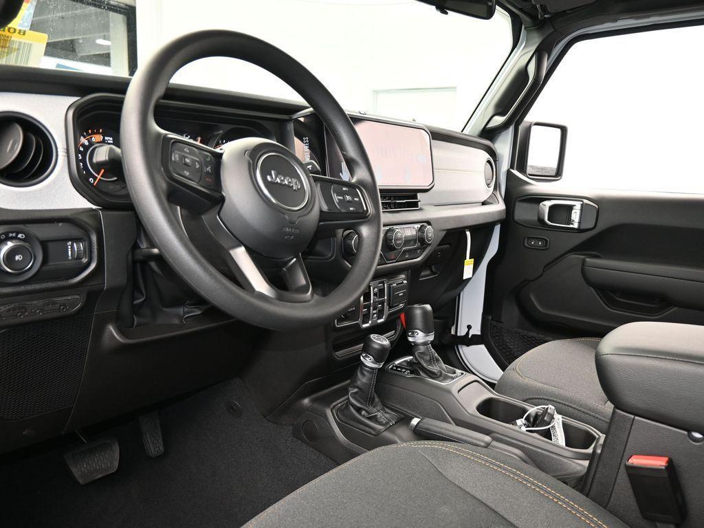 new 2026 Jeep Wrangler car, priced at $46,035