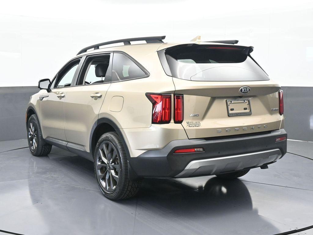 used 2021 Kia Sorento car, priced at $32,993